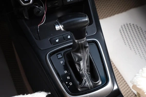 Хетчбэк Kia Rio X-Line 2018 года, 1239000 рублей, Новосибирск