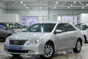 Седан Toyota Camry 2012 года, 1539000 рублей, Омск