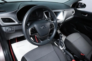 Седан Hyundai Solaris 2019 года, 1299000 рублей, Челябинск