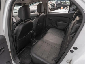 Седан Renault Logan Stepway 2021 года, 1424000 рублей, Саратов