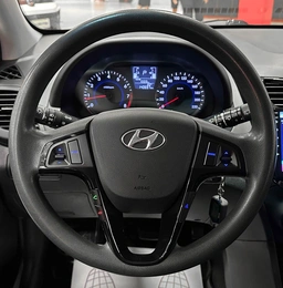 Хетчбэк Hyundai Solaris 2015 года, 1157000 рублей, Красноярск