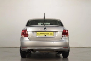 Седан Volkswagen Polo 2017 года, 1399000 рублей, Челябинск