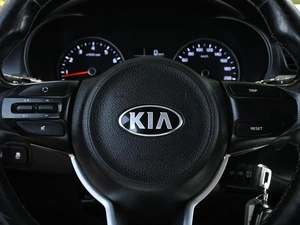 Хетчбэк Kia Rio X-Line 2017 года, 1340000 рублей, Волгоград