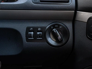 Минивэн Volkswagen Touran 2010 года, 820000 рублей, Краснодар
