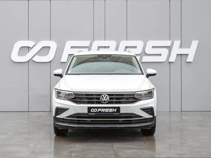 Внедорожник Volkswagen Tiguan 2020 года, 3190000 рублей, Краснодар
