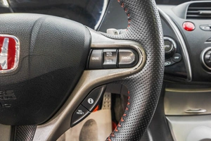 Хетчбэк Honda Civic 2007 года, 799000 рублей, Барнаул