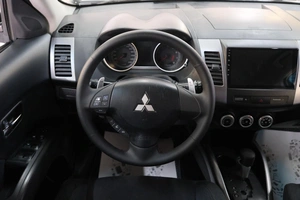 Внедорожник Mitsubishi Outlander 2007 года, 1229000 рублей, Омск