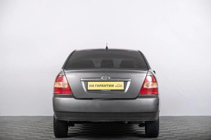 Седан Toyota Corolla 2004 года, 499000 рублей, Томск