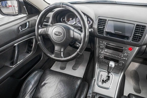 Седан Subaru Legacy 2005 года, 729000 рублей, Барнаул