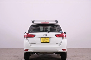 Универсал Toyota Corolla Fielder 2019 года, 1599000 рублей, Омск