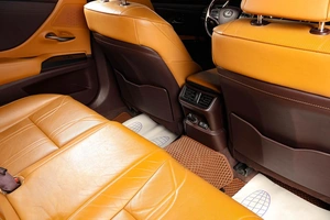 Седан Lexus ES 2019 года, 3699000 рублей, Тюмень