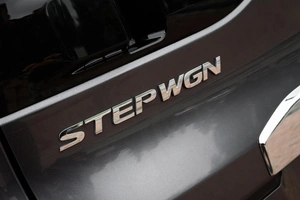 Минивэн Honda Stepwgn Spada 2021 года, 2939000 рублей, Ульяновск