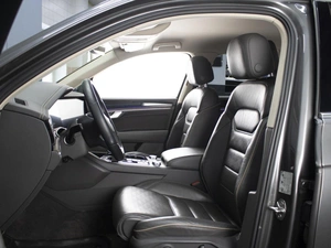 Внедорожник Volkswagen Touareg 2019 года, 5100000 рублей, Омск