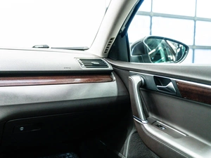 Седан Volkswagen Passat 2012 года, 1300000 рублей, Красноярск