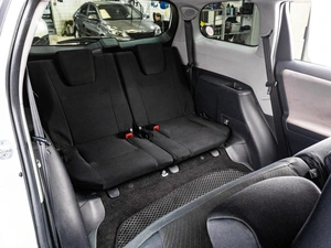 Минивэн Toyota Wish 2011 года, 1049000 рублей, Тюмень