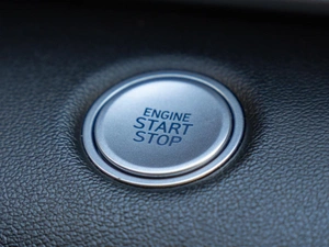 Седан Hyundai Elantra 2023 года, 1935600 рублей, Волгоград