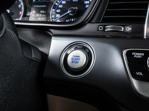 Седан Hyundai Sonata 2017 года, 1590000 рублей, Волгоград