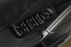 Внедорожник Porsche Cayenne S 2012 года, 2619000 рублей, Тюмень