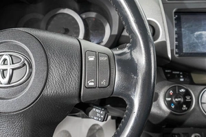 Внедорожник Toyota RAV4 2009 года, 1299000 рублей, Барнаул