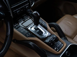 Внедорожник Porsche Cayenne 2014 года, 2708000 рублей, Нижний Новгород