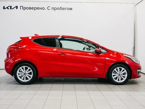Хетчбэк Kia Ceed 2017 года, 1520000 рублей, Красноярск