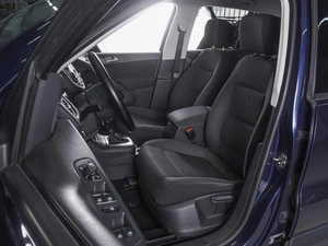 Внедорожник Volkswagen Tiguan 2013 года, 1330000 рублей, Ростов-на-Дону