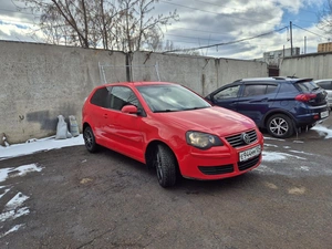 Хетчбэк Volkswagen Polo 2008 года, 525000 рублей, Красноярск