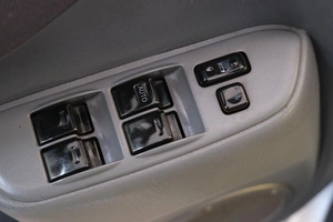 Внедорожник Toyota RAV4 2001 года, 769000 рублей, Омск