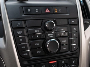 Хетчбэк Opel Astra 2011 года, 695000 рублей, Краснодар