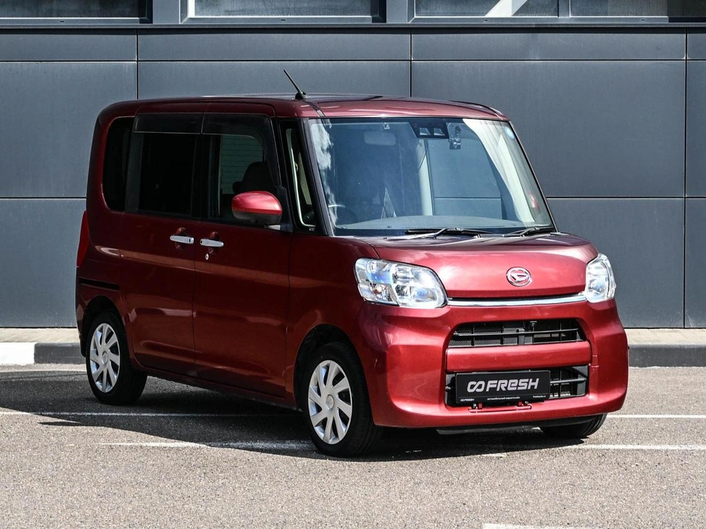 Минивэн Daihatsu Tanto 2017 года, 849000 рублей, Кирилловка