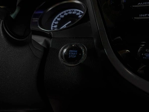 Седан Toyota Camry 2019 года, 2399000 рублей, Воронеж