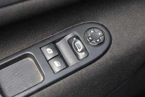 Хетчбэк Peugeot 207 2009 года, 479000 рублей, Новосибирск