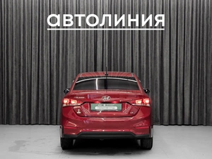 Седан Hyundai Solaris 2018 года, 1380000 рублей, Красноярск