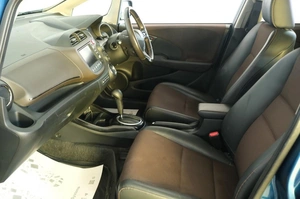 Универсал Honda Fit Shuttle 2011 года, 919000 рублей, Омск