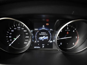 Внедорожник Land Rover Discovery Sport 2018 года, 2489900 рублей, Казань
