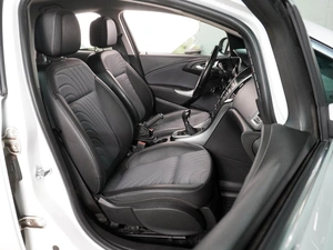 Седан Opel Astra 2013 года, 849000 рублей, Воронеж