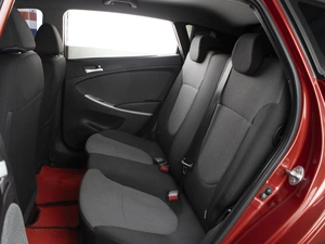 Хетчбэк Hyundai Solaris 2013 года, 1010000 рублей, Омск