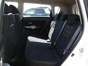 Хетчбэк Kia Soul 2012 года, 1050000 рублей, Владимир