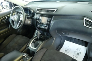 Внедорожник Nissan X-Trail 2017 года, 2289000 рублей, Омск