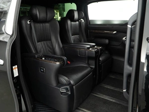 Минивэн Toyota Alphard 2019 года, 4498999 рублей, Москва