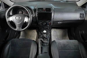 Седан Toyota Corolla 2008 года, 849000 рублей, Тюмень