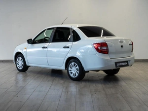 Седан ВАЗ (LADA) Granta 2017 года, 499000 рублей, Саратов