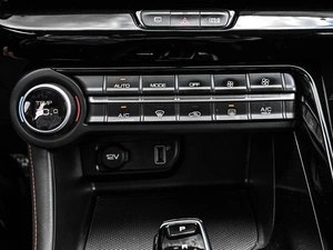 Внедорожник Dongfeng Aeolus AX7 Plus 2023 года, 1699000 рублей, Кирилловка