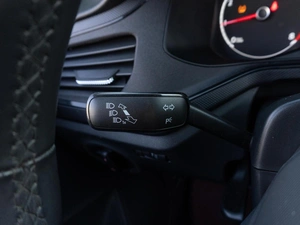 Лифтбек Volkswagen Polo 2021 года, 1489000 рублей, Саратов