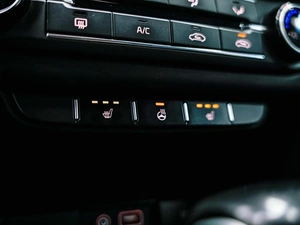 Хетчбэк Kia Ceed 2019 года, 1450000 рублей, Красноярск