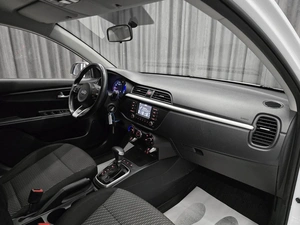 Хетчбэк Kia Rio X-Line 2018 года, 1290000 рублей, Красноярск