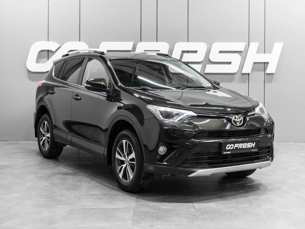 Внедорожник Toyota RAV4 2016 года, 2379000 рублей, Тюмень