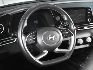 Седан Hyundai Elantra 2023 года, 2089000 рублей, Ростов-на-Дону