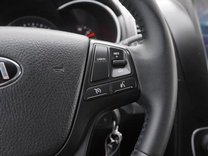 Внедорожник Kia Sorento 2013 года, 1899000 рублей, Волгоград