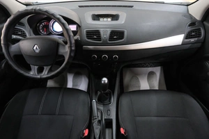 Седан Renault Fluence 2013 года, 799000 рублей, Омск